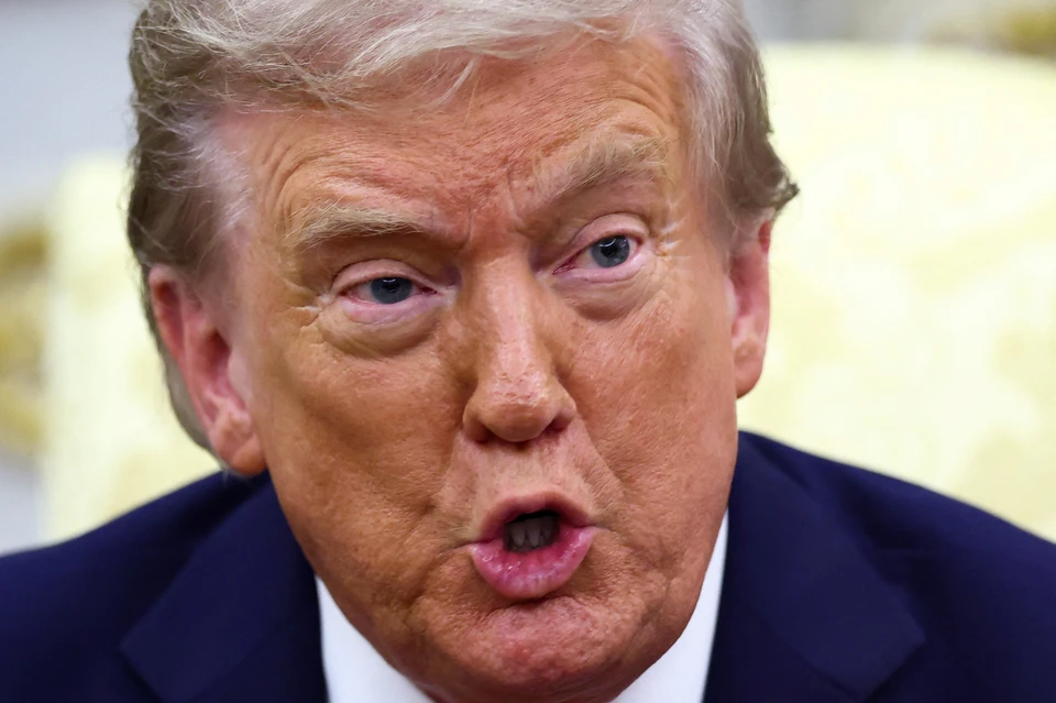 Трамп раскритиковал свою фотографию на обложке Time из-за исчезнувшей прически