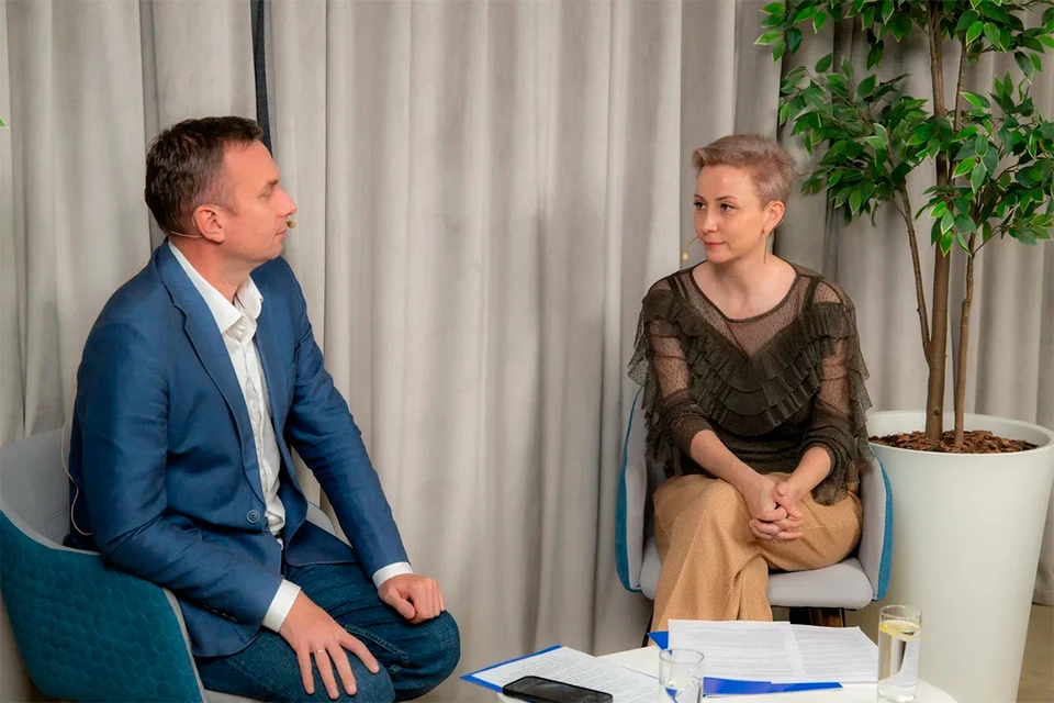 В студии «Комсомольской правды» директор Ассоциации содействия развитию культуры и искусства «Творческий союз», лектор-экскурсовод Ботанического сада Петра I биологического факультета МГУ имени Ломоносова Ирина Голубева.