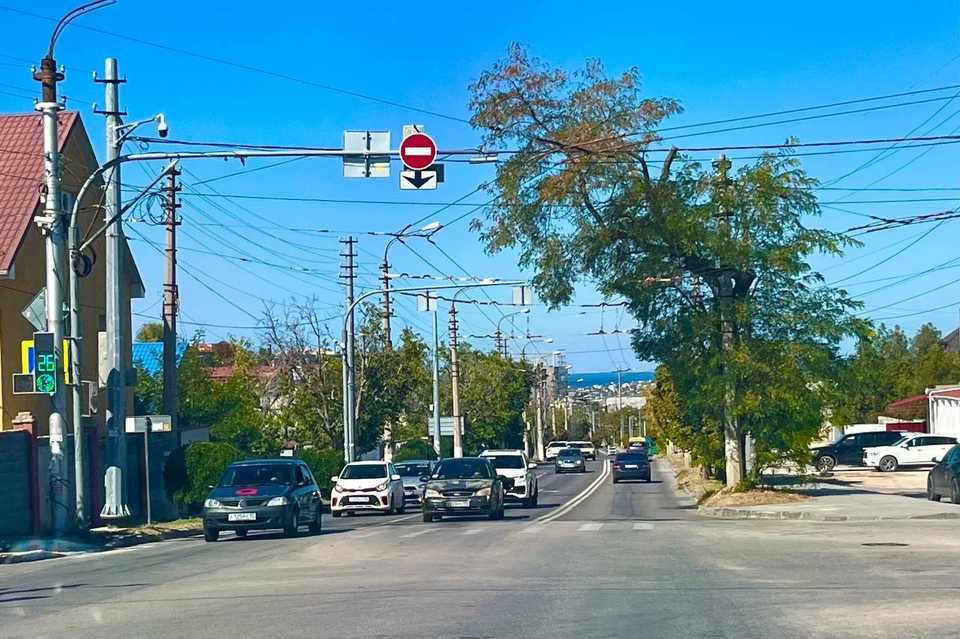 Севастопольцы интересовались планами по ремонту дорог.