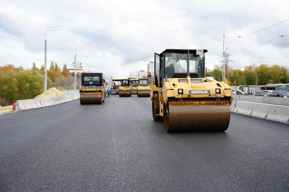В Ульяновске на правой части «минаевского» моста уложат 850 тонн асфальта | ФОТО: администрация Ульяновска