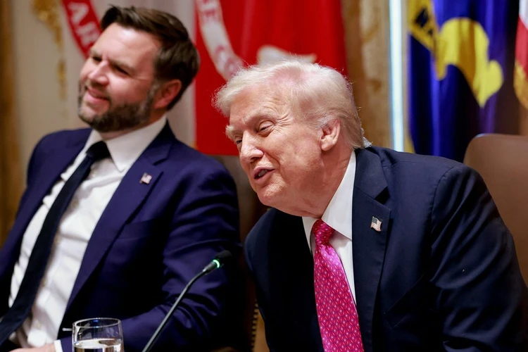 Черные украинцы в Белом доме: Трамп жестко унизил Зеленского на переговорах