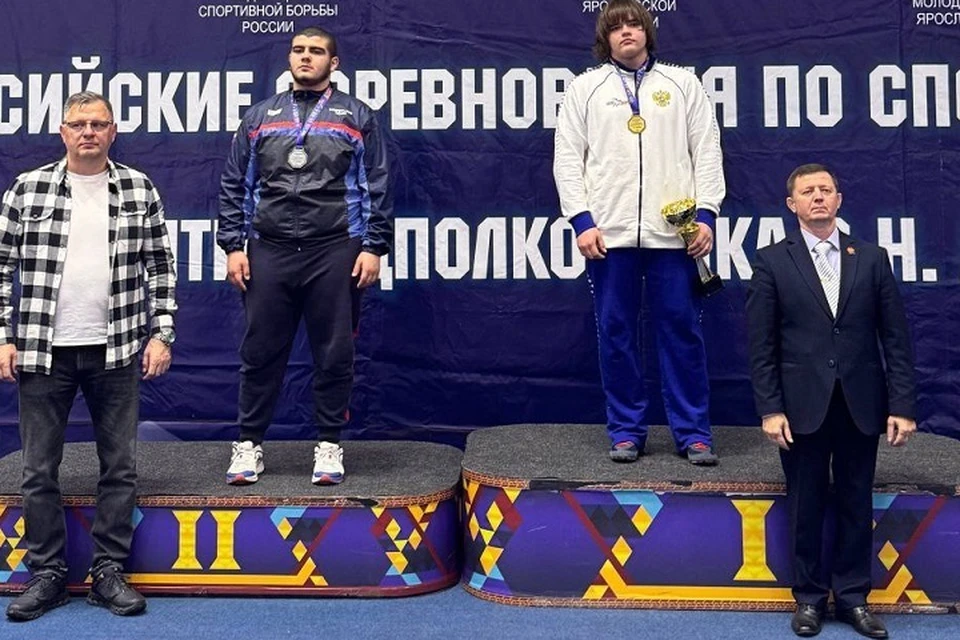 Спортсмен из ДНР завоевал золото на соревнованиях по греко-римской борьбе. Фото: ТГ/Ширшов