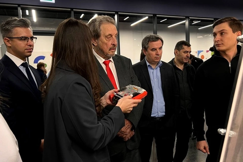 День начался с открытой встречи в формате «вопрос-ответ» в IT-парке им. Башира Рамеева. Фото: ИТ-парк им. Башира Рамеева