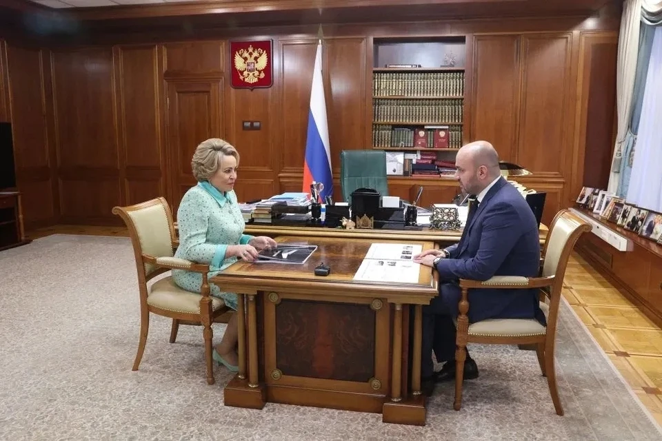 Во время встречи речь шла о десятилетии многодетной семьи, которое объявлено в Самарской области. Автор фото: Денис Вышинский, пресс-служба Совета Федерации