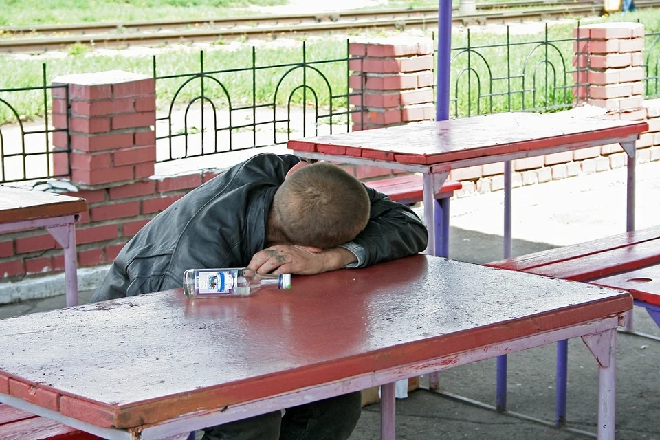 Алкоголь субъект успел употребить