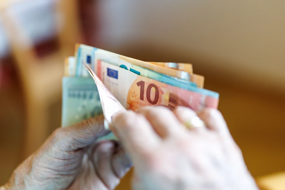 Евросоюз за три года потратил на Киев 177,5 миллиарда евро