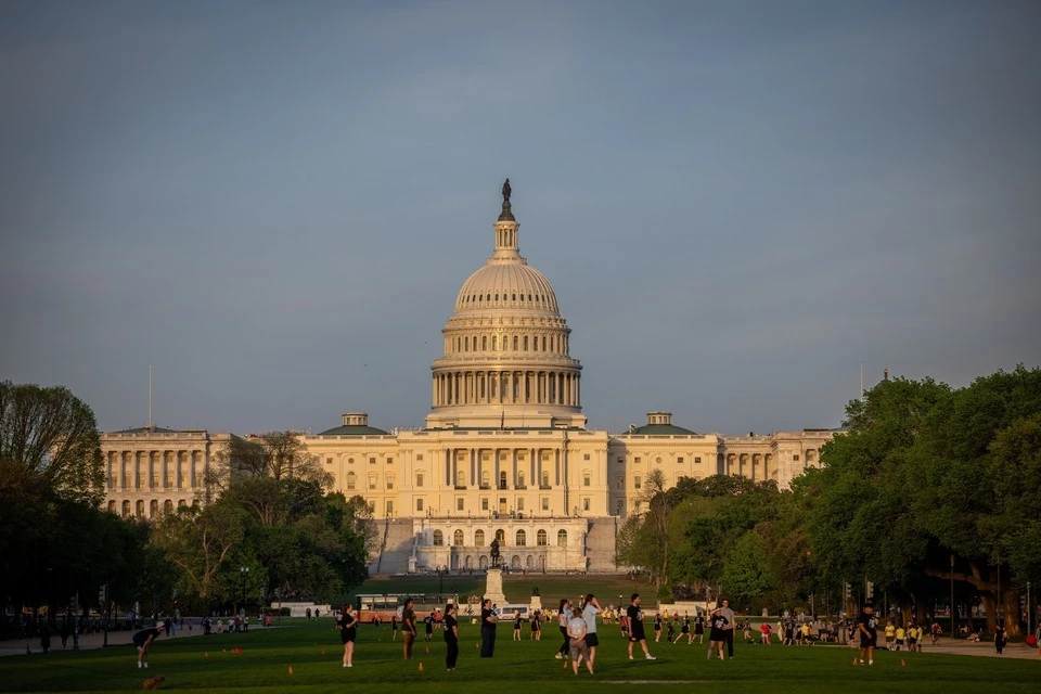 FT: Американская компания провалила контракт по боеприпасам Украине на $1 млрд