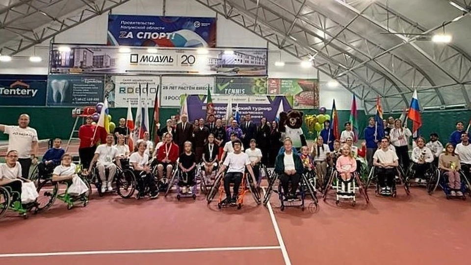 Спортсмены разыграли награды паратенниса в Калуге.