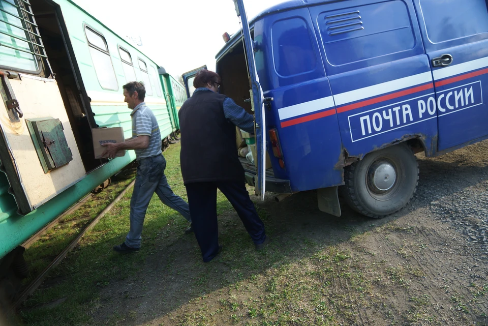 Почтовому делу Виталий посвятил 18 лет своей жизни.