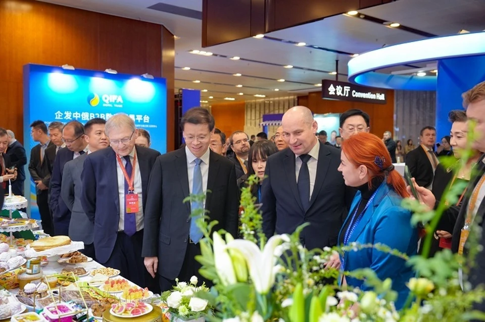 На презентационном столе наш мармелад. Фото: с сайта ПТО