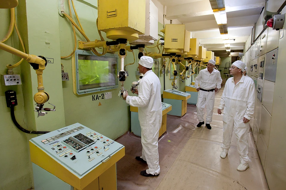 После сокращения арсеналов межконтинентальных ракет по подписанному в 1993 году договору СНВ-2, в России и США остались огромные запасы активного вещества. Фото: Илья Яковлев/ТАСС