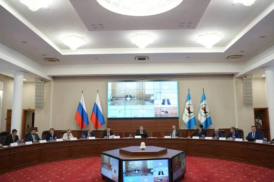 Губернатор Приангарья Игорь Кобзев поблагодарил депутатов Госдумы за внимание к региону.