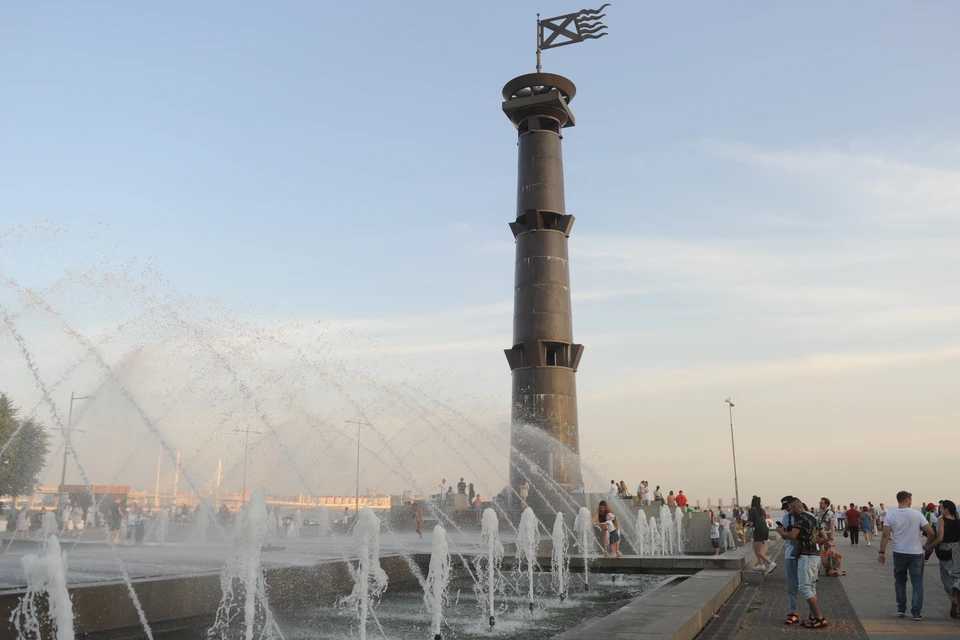 Собрали мнения «за» и «против» обновления Парк 300-летия Санкт-Петербурга.