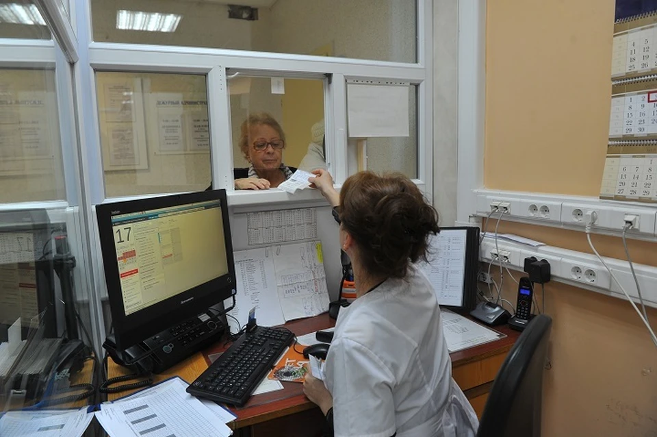 Заболеваемость новой коронавирусной инфекцией тоже пошла на спад