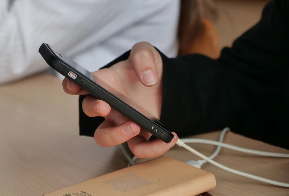 Власти просят жителей сохранять спокойствие и терпение