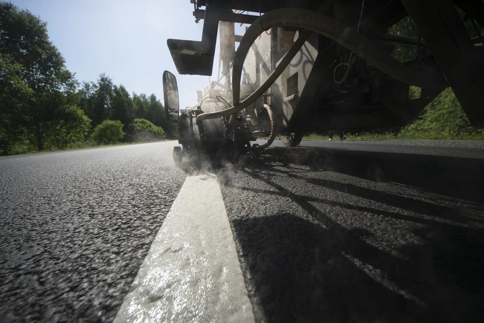 Бригады ульяновских дорожников ремонтируют подъезды к СНТ и дороги в городе. Фото архив КП