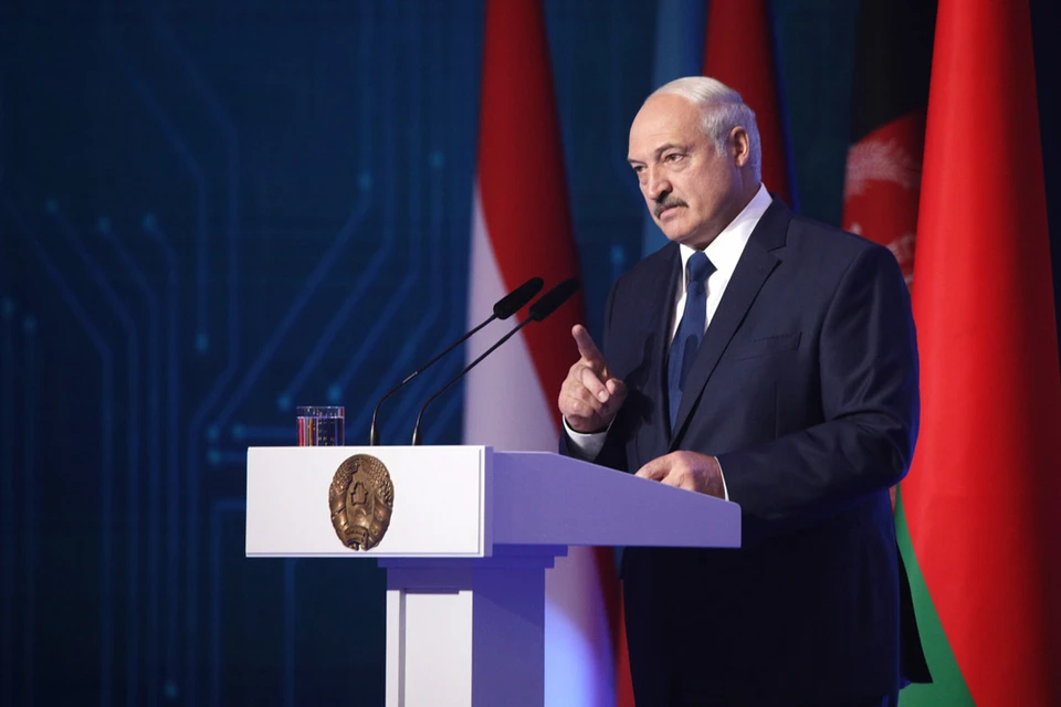 Лукашенко сказал, что на Западе дошли до воровства и что с этим делать.