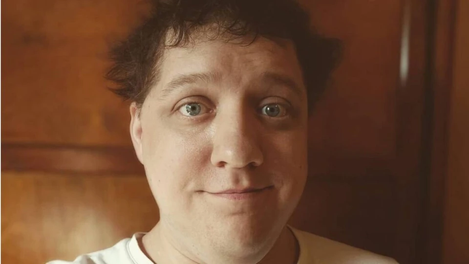 Причиной смерти актера Романа Попова стал рецидив рака мозга. Фото: личная страница в соцсетях