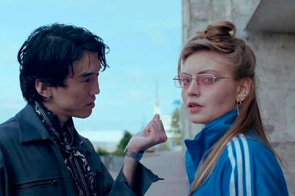 На днях был представлен клип на песню «Разреши мне» с альбома «Это не любовь» (1985).