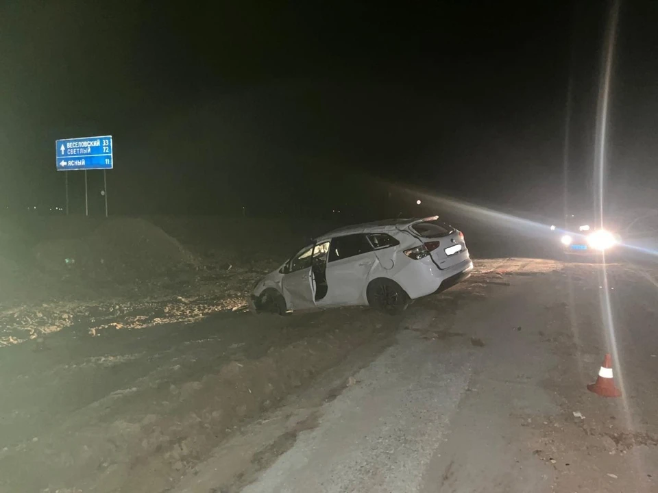 По данным областного УМВД, девушка-водитель 19 лет за рулем «Kia Ceed» превысила допустимую скорость.