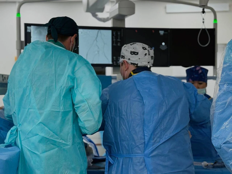 Специалисты сосудистого центра провели две сложнейшие операции. Фото: минздрав Оренбуржья