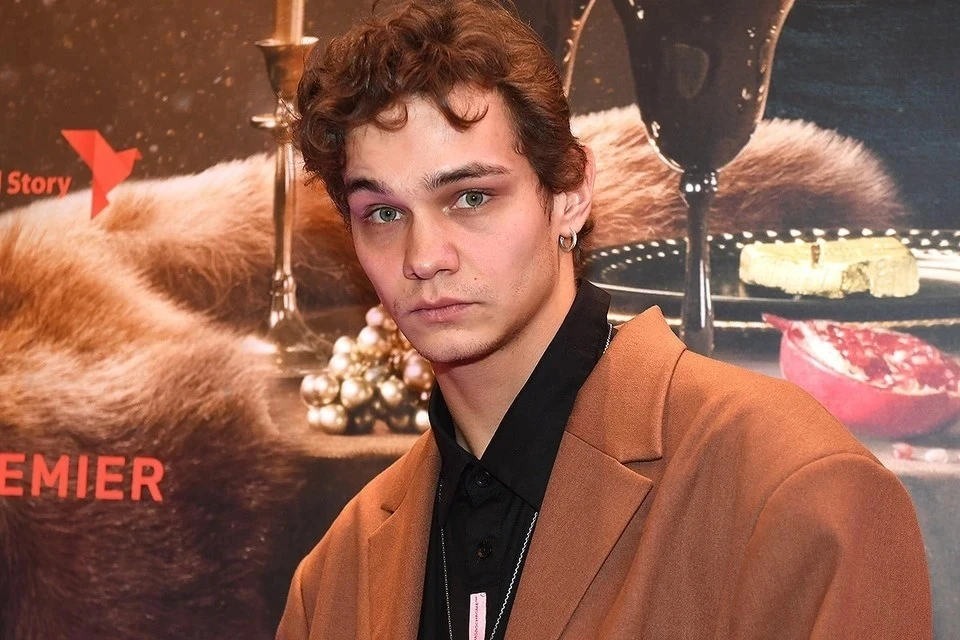 Звезда «Слова пацана» Слава Копейкин рассказал о третьем варианте финала