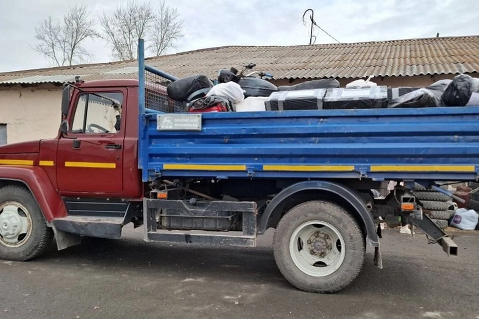 Партию гуманитарного груза отправили из Ирбита. Фото: Департамент информационной политики региона