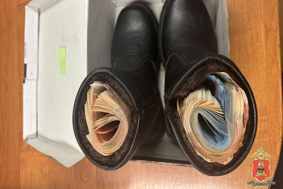 Бдительность водителей помогла сохранить сбережения. Фото: УМВД России по Тверской области.