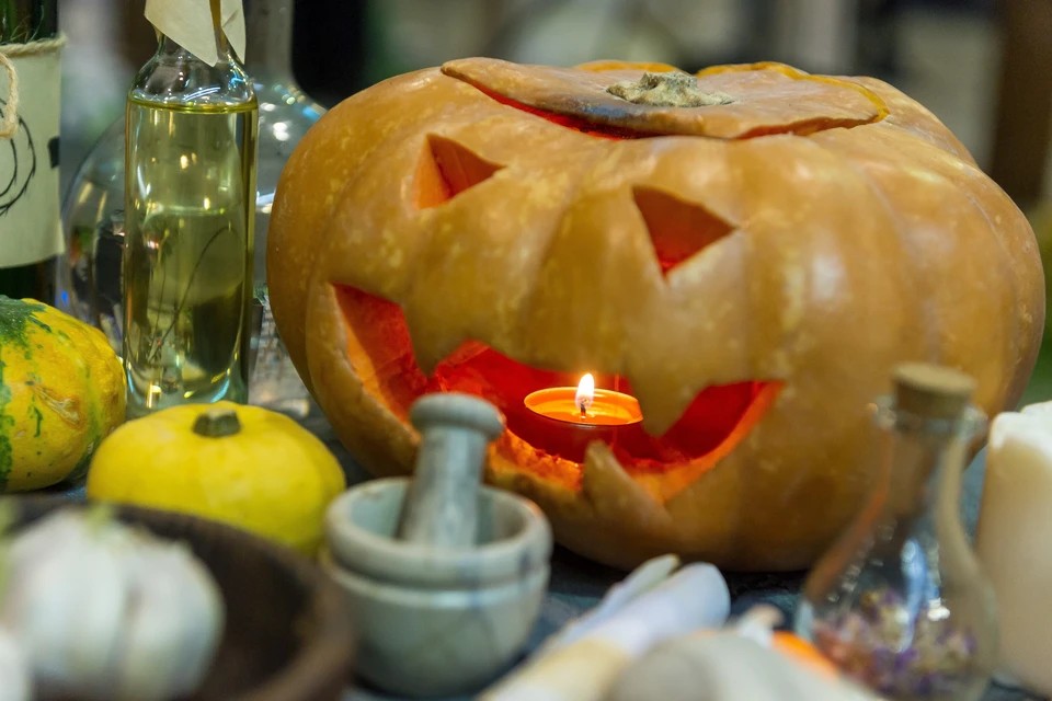 Велесову ночь праздновали после захода солнца 31 октября до рассвета 1 ноября