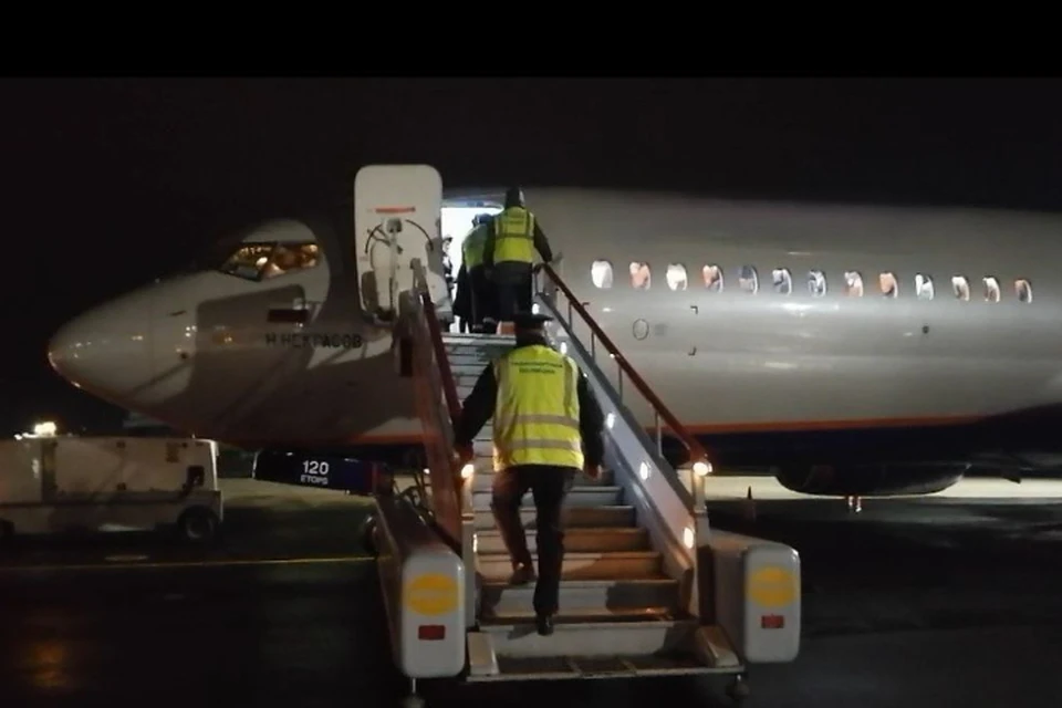 Пьяные вахтовики сорвали рейс из Иркутска в Магадан из-за места у окна. Фото: пресс-служба Восточно-Сибирского ЛУ МВД России на транспорте