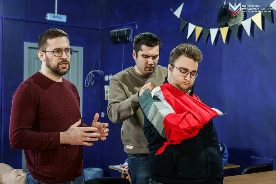 Студентов научили оказывать первую помощь в полевых условиях