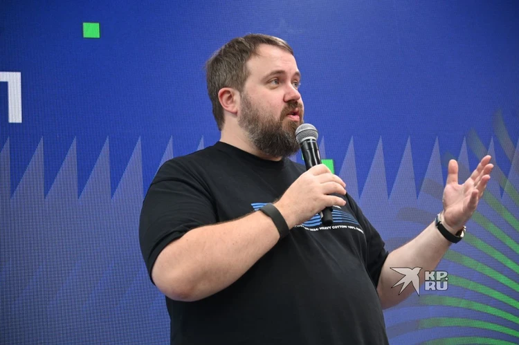 «Не то, чем надо наказывать ребенка»: техноблогер Wylsacom в Екатеринбурге призвал не отбирать у детей смартфон