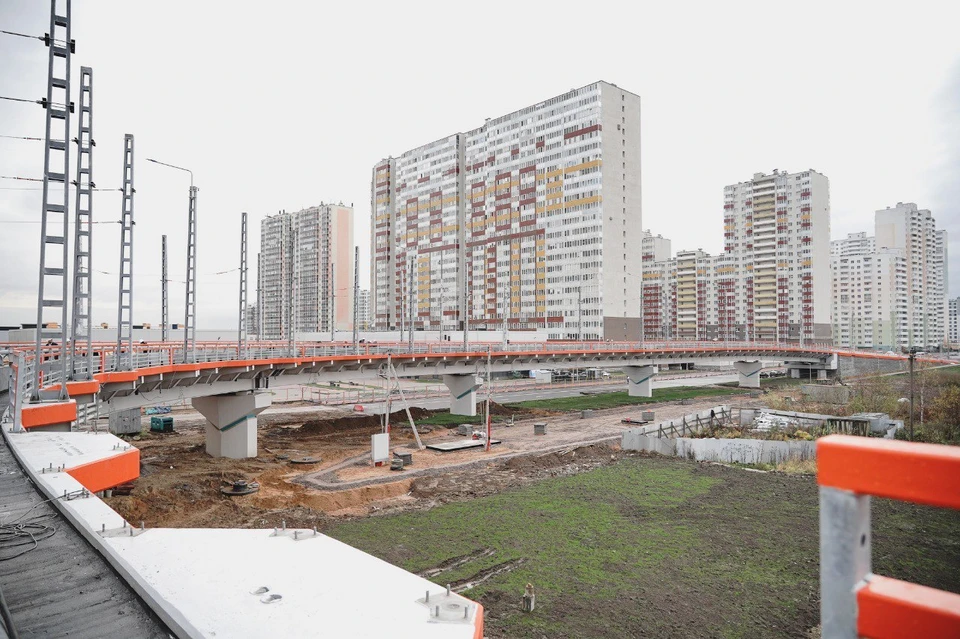 Магистралью будут пользоваться 13 млн пассажиров в год. Фото: Смольный