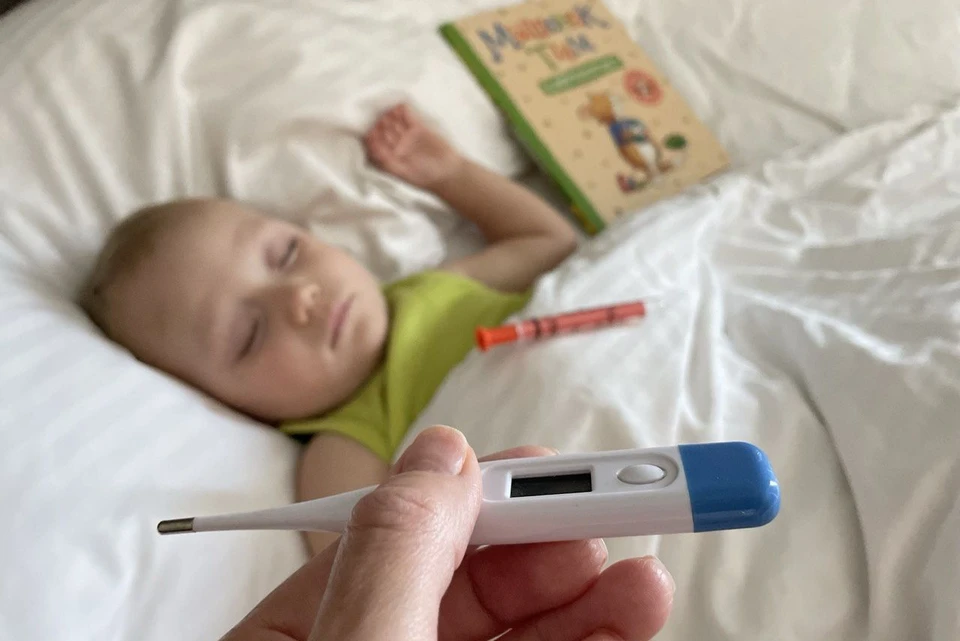 Больше всего заболевших среди детсадовцев и младших школьников.