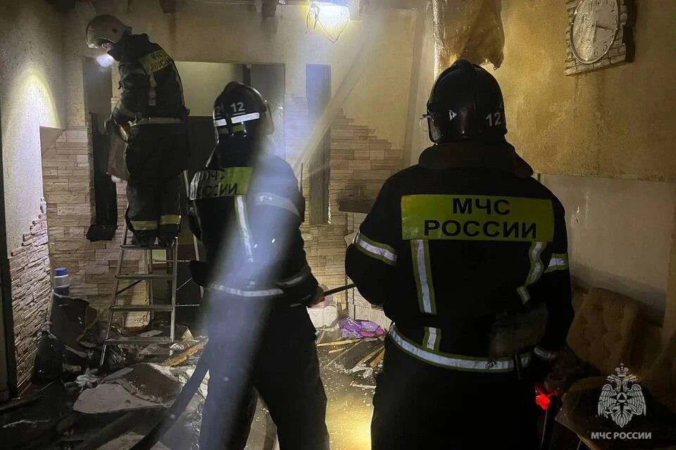 Место пожара. Фото: МЧС России по Тверской области.