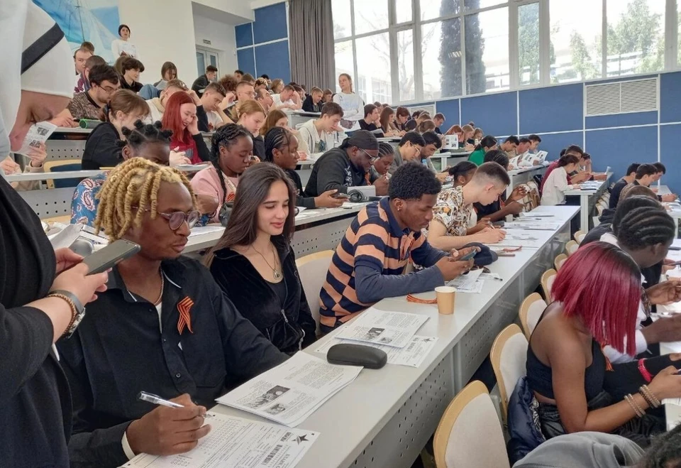 Севастополь - город новых идей, дискуссий и творческих решений. Фото: er.ru