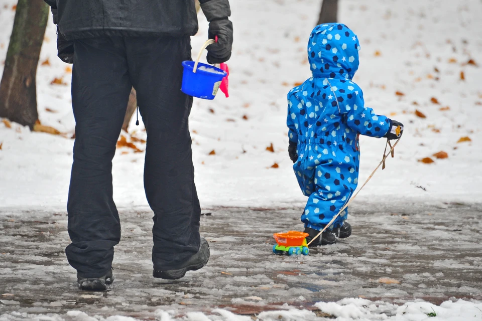 Дороги могут обледенеть из-за переохлажденного дождя и снега