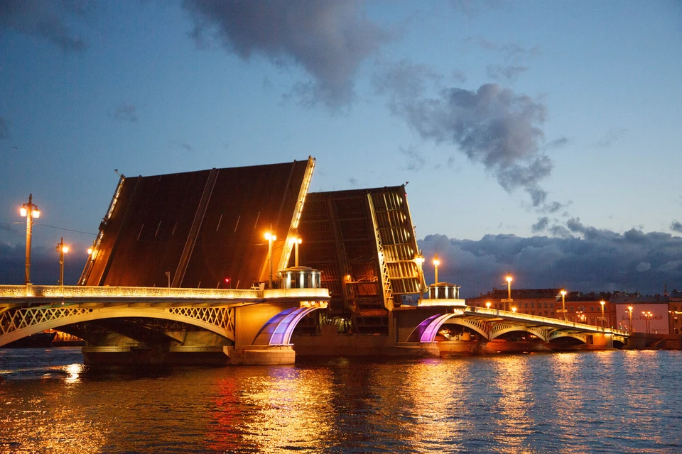 В Петербурге не разведут мосты на праздник.
