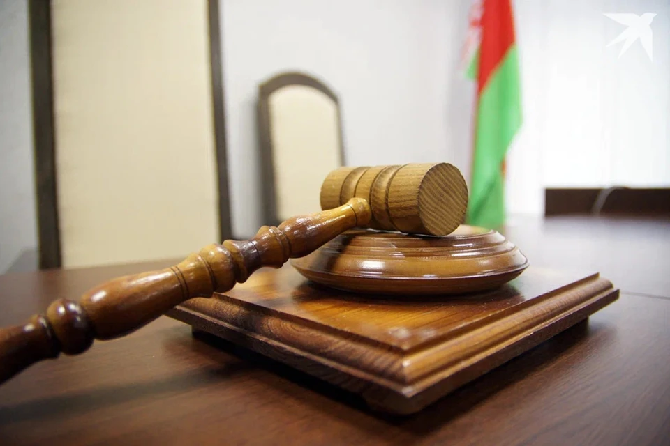 Белорус пошел в суд после куска стекла в купленном торте. Снимок носит иллюстративный характер.