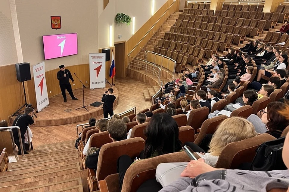 Центр славянской культуры ДНР организовал «Фестиваль народов» для молодежи. Фото: Министерство культуры ДНР