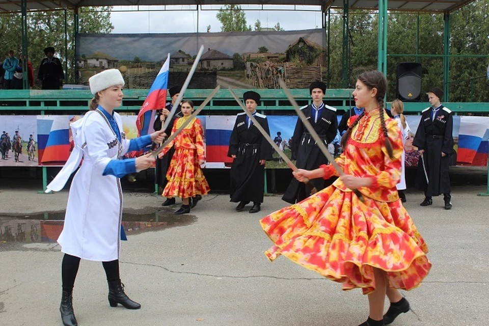 Гостей фестиваля ждут 55 творческих номеров – от воспитанников детских садов до опытных мастеров. Фото: миннац СК