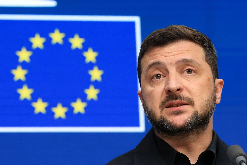 Западные элиты настолько довольны поведением своего подопечного Зеленского, что готовы ему поставить за «усердие» твердую четверку.