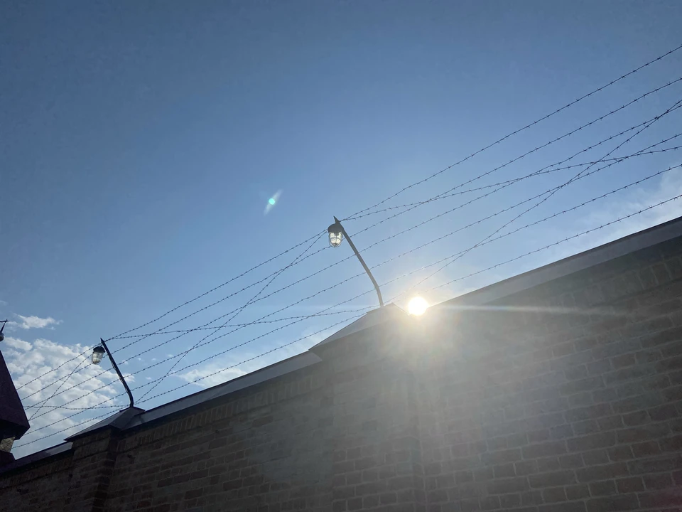 Директор тюменской автошколы осужден за коммерческий подкуп водителей.