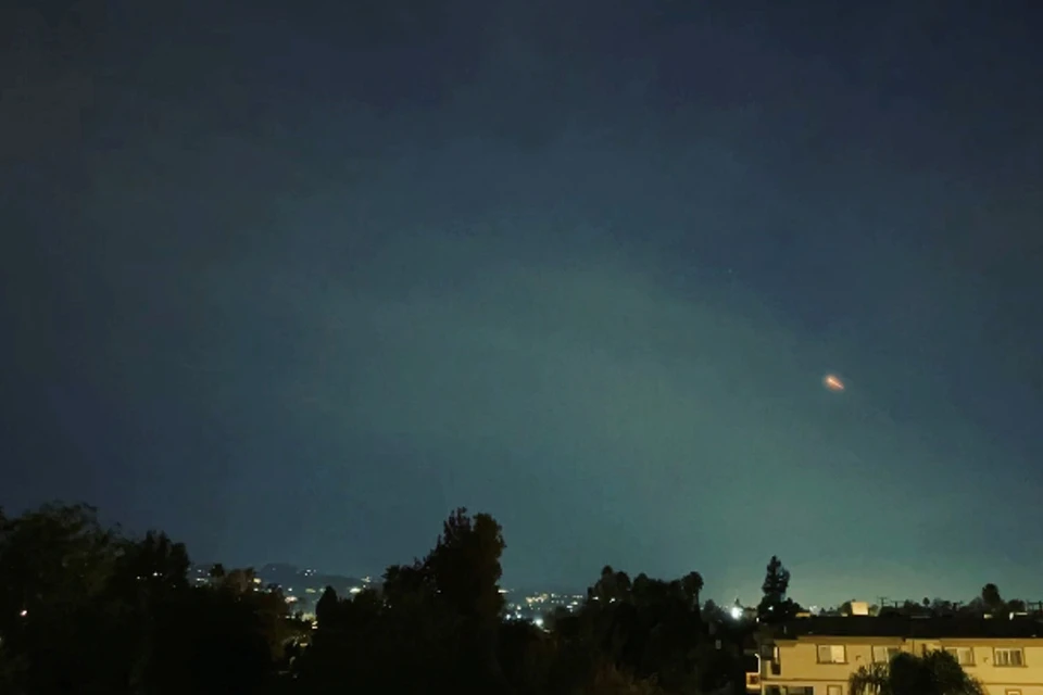 Над Москвой пролетел светящийся объект. Фото носит иллюстративный характер.