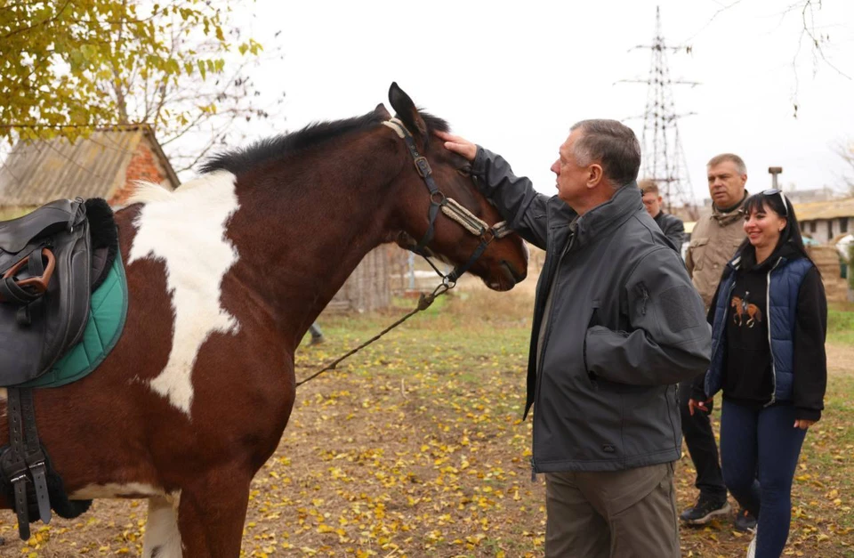 Хуснуллин побывал в запорожском конноспортивном клубе