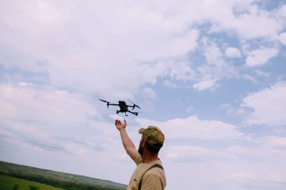 Донские полицейские помогают уничтожать БПЛА.