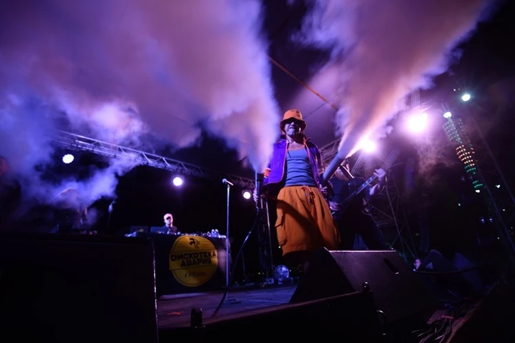 Легендарная «Ария», экскурсии, фото-зоны, кино и ретро-вечер: афиша мероприятий 8 и 9 ноября 2025 в Югре