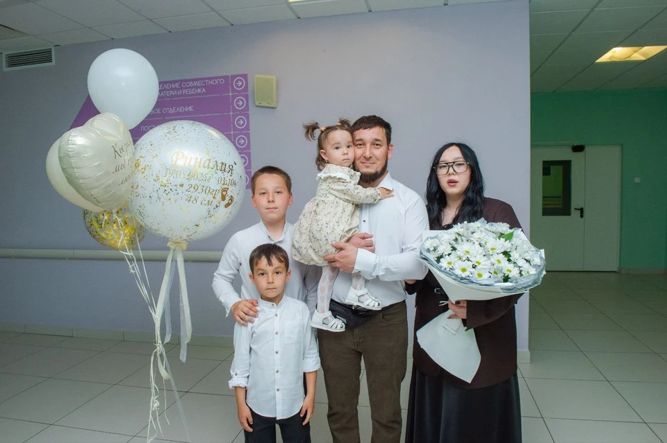 Ильмир воспитывает пятерых детей