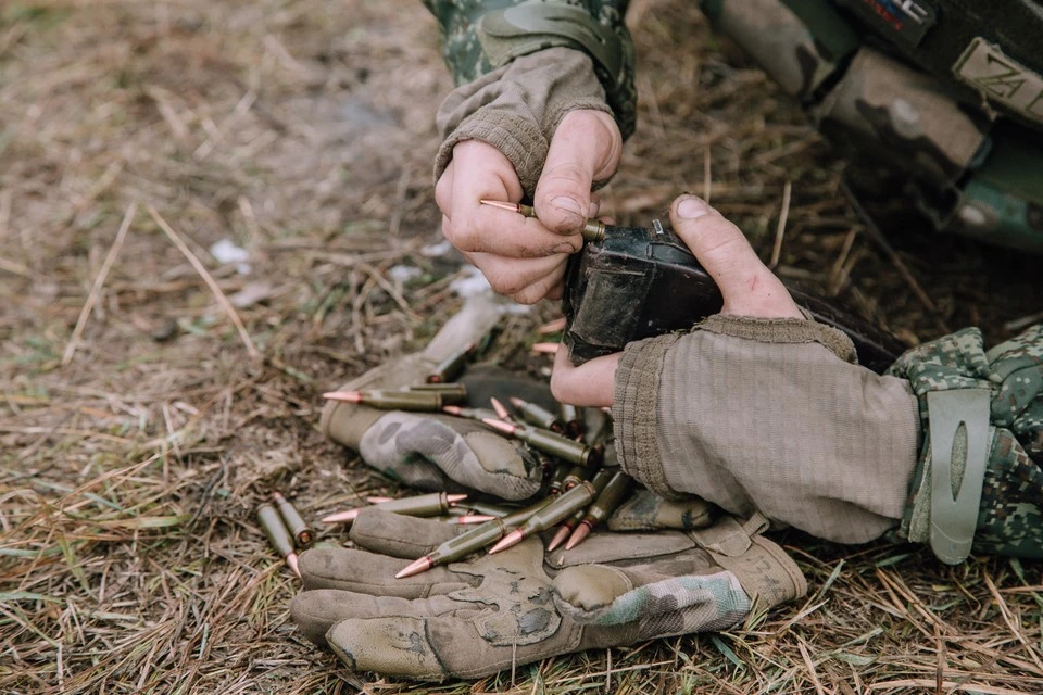 Вице-премьер Трутнев рассказал, как отстреливался из дома в Угледаре