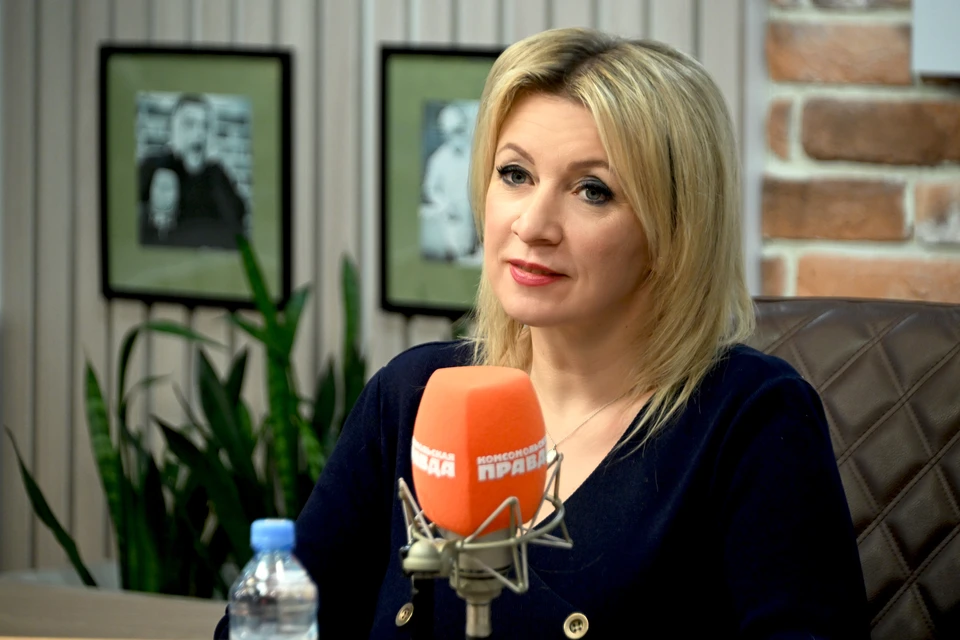 Захарова посоветовала украинским военным бежать.